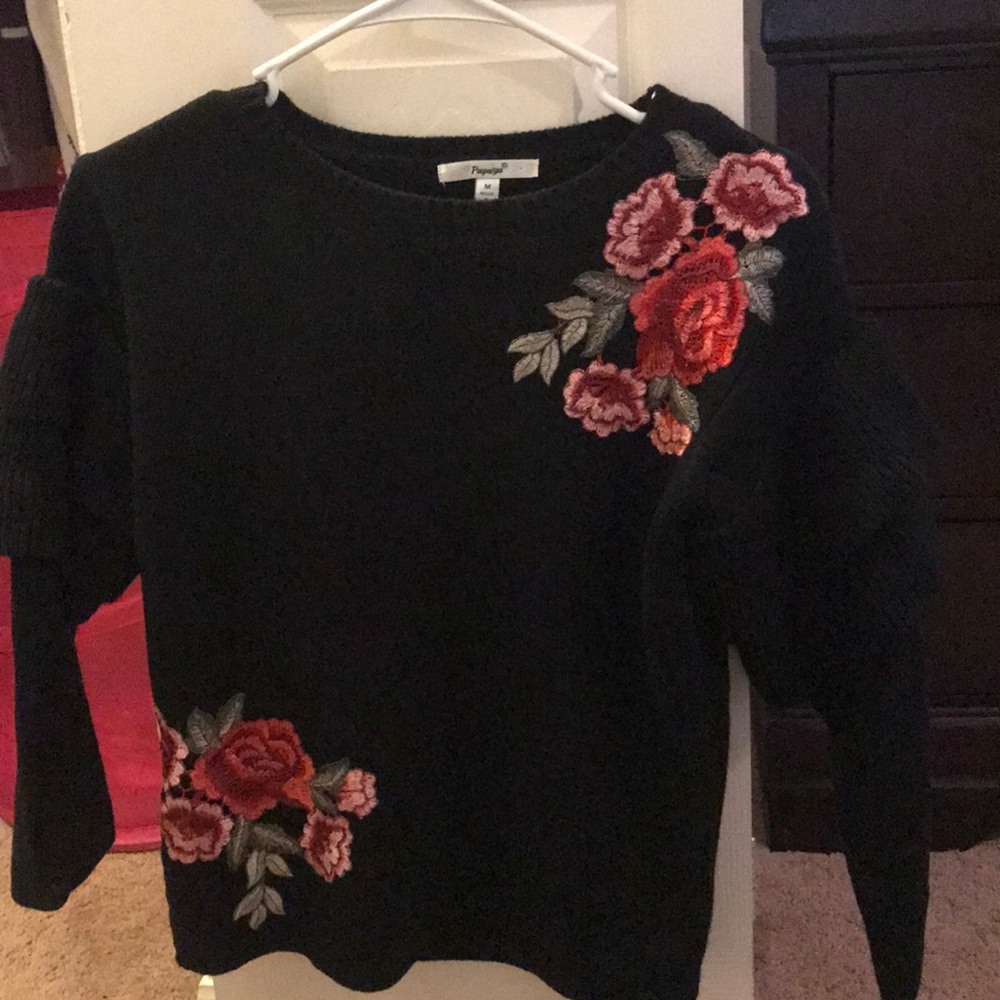 Flower sweater